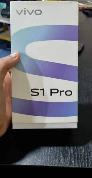 VIVO S1 PRO 8/128GB WITH FULL BOX FOR SALE 1