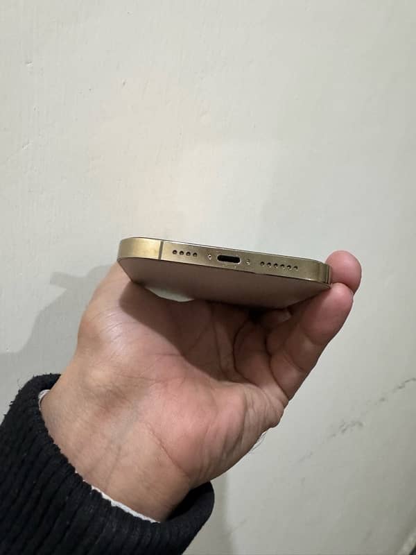 iphone 12pro max pta approved 4