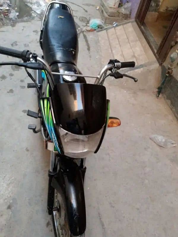 black Honda pridor 0