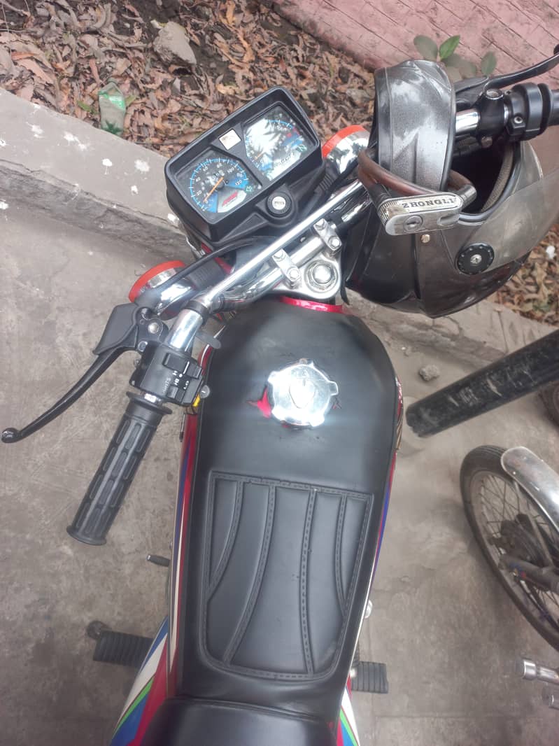 Honda CG 125 2022 9