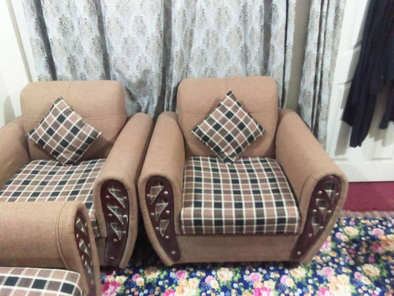 5 seter Sofa set and sofa combad 0