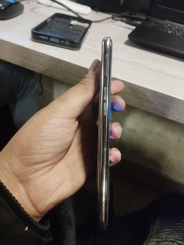 oppo f9 pro 4gb 64gb 1