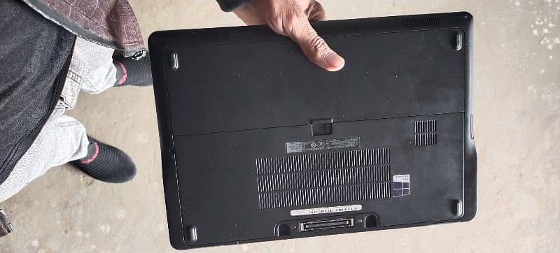 Dell laptop corei5.5 generation 3