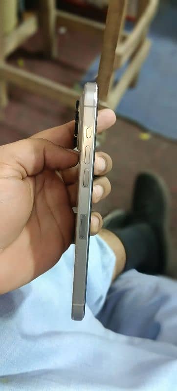 iphone 15 pro max 256gb 4