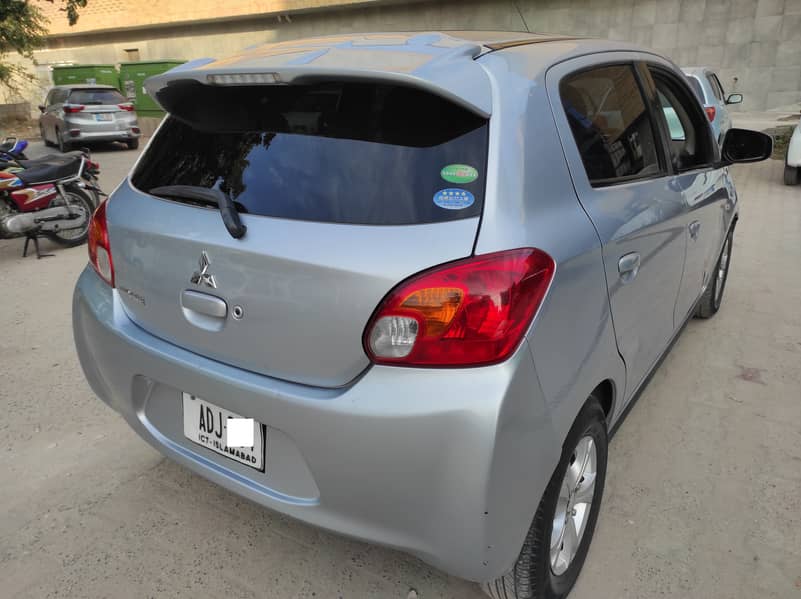 Mitsubishi Mirage 2014 6