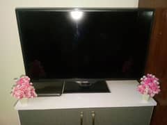 SAMSUNG 32 INCH