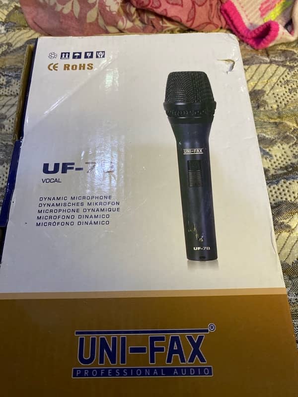 UF-7B microphone 0