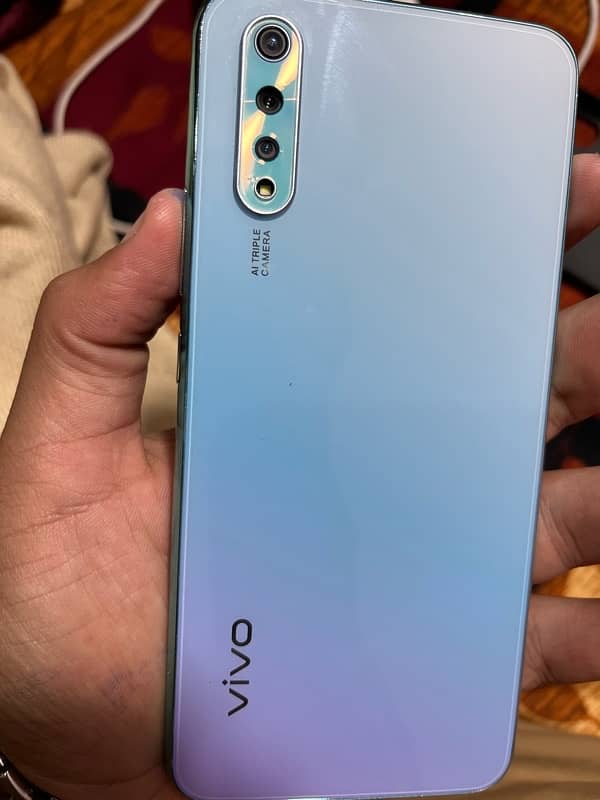 Vivo S1 Mobile 4