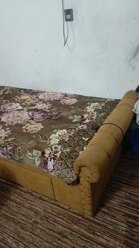 Single Bed for Sale in Gulberg Greens 1