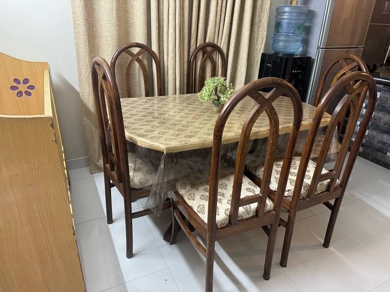 sheesham dining table with 6 chairs for sale in good condition 2