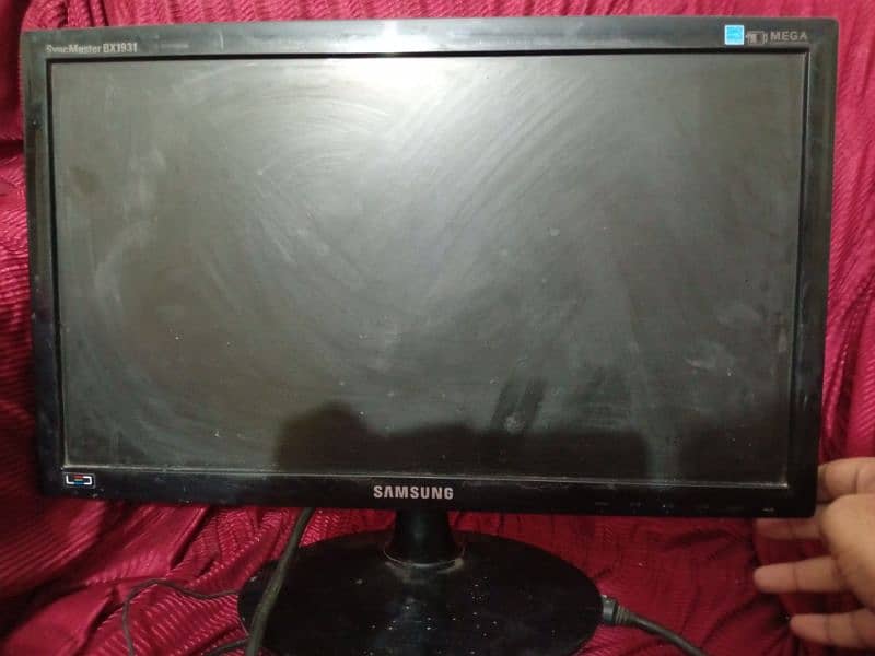 Samsung LEDs monitor 22 inch and 24 inch 60 Hz 1