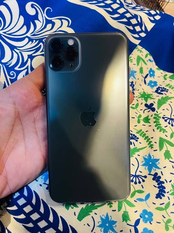 Iphone 11 pro max 4