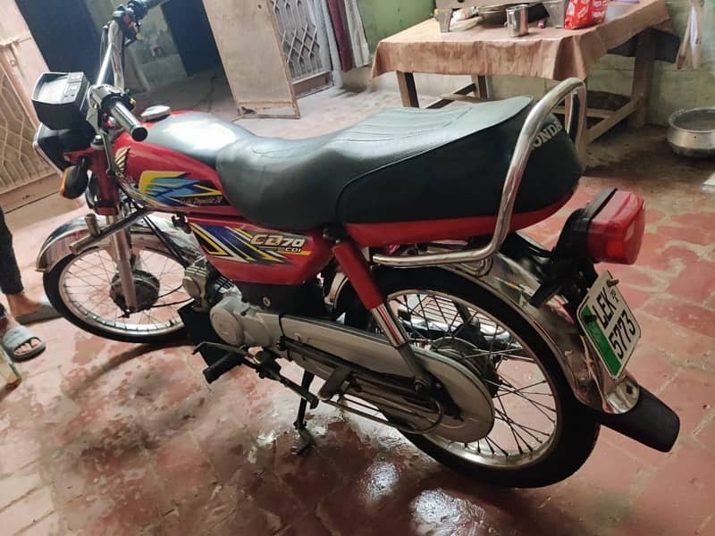 HONDA 70 Cc 2