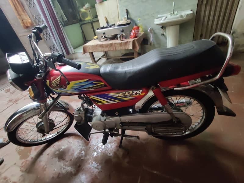 HONDA 70 Cc 3