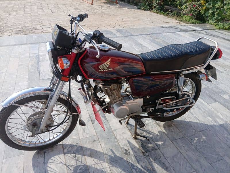 Honda 125 ( contact 03077284376 ) 2