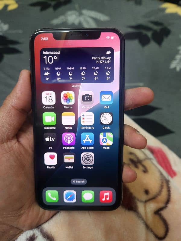 Iphone 11 pro 256 GB non PTA 5