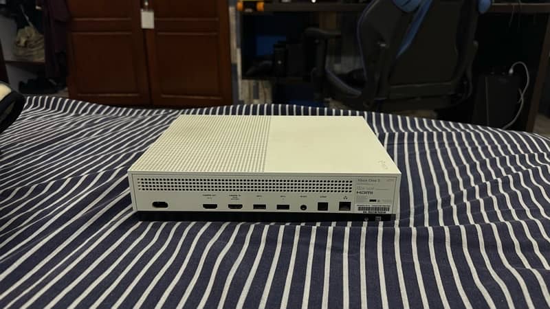 Xbox One S |500 GB Storage | From USA 3