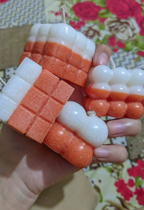 mini scented bubble candles 1