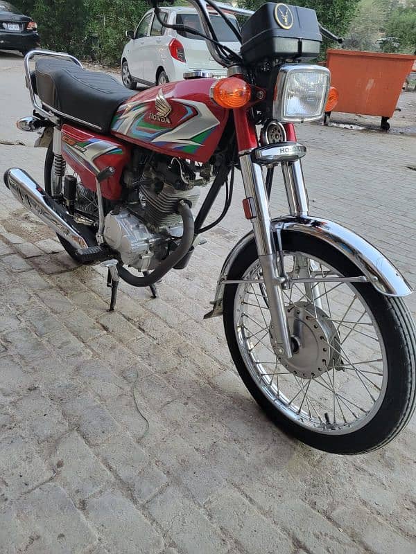 Honda CG125 _ Model 2023 _ Karachi registered 10