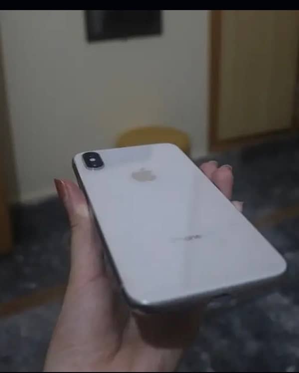 iphone X 256 Gb pta approved  white colour 1