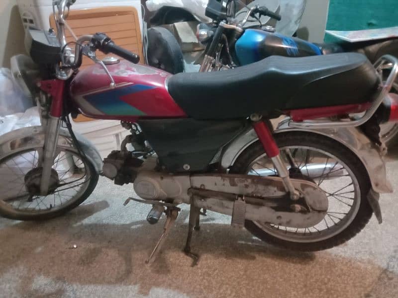 Honda CD 70 3