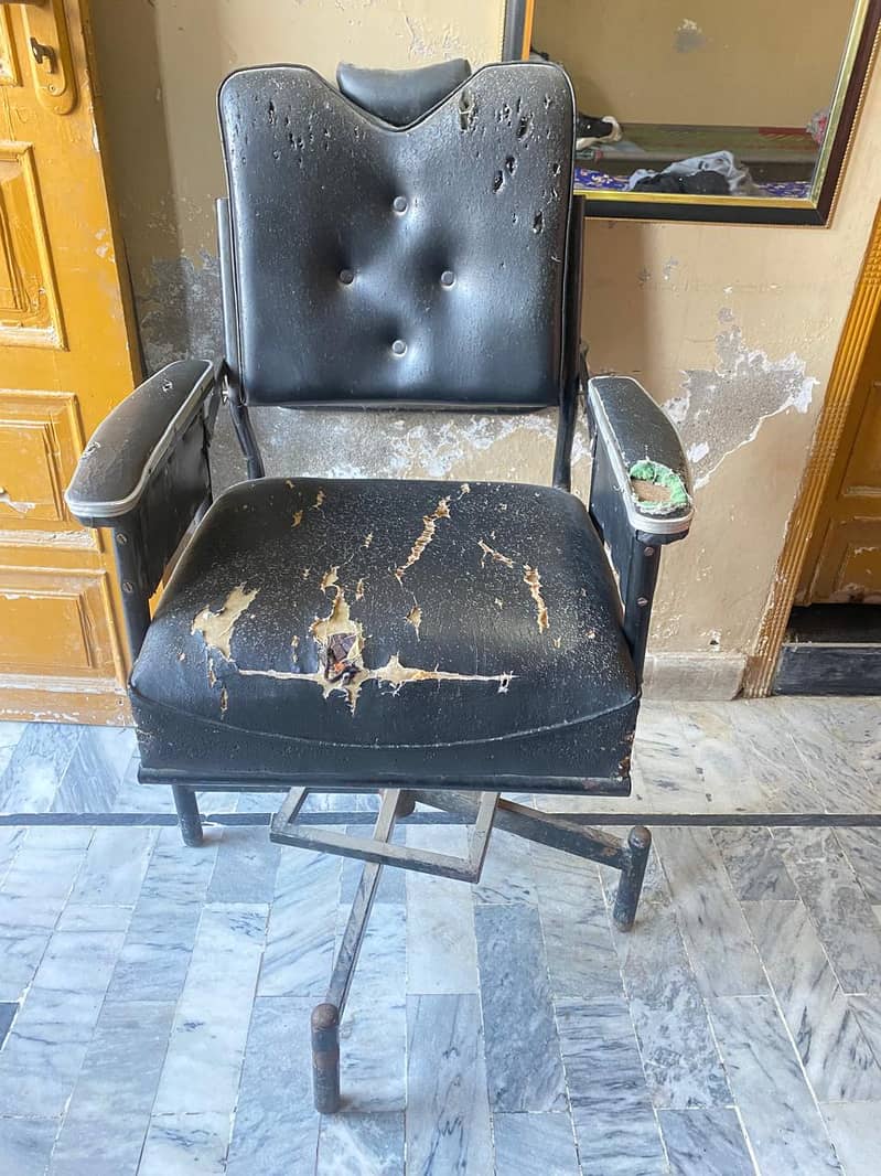 salon chair 0