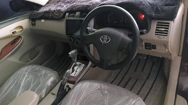 Toyota Corolla Altis 2013 4