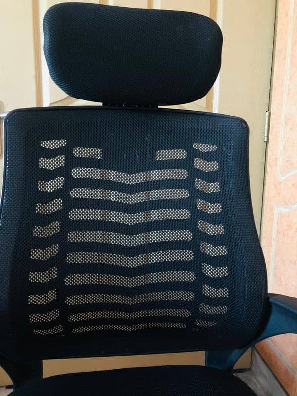 Computer Table Chair. 0