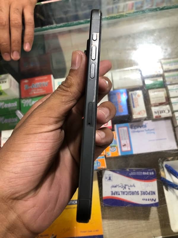 I phone 15 pro max pta proved 3