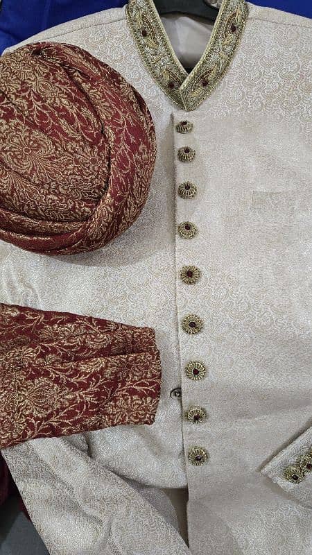 Groom's Sherwani with kulla and khussa 4