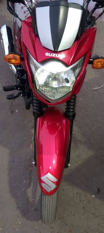 suzuki GR 150 Red 07/2023 1