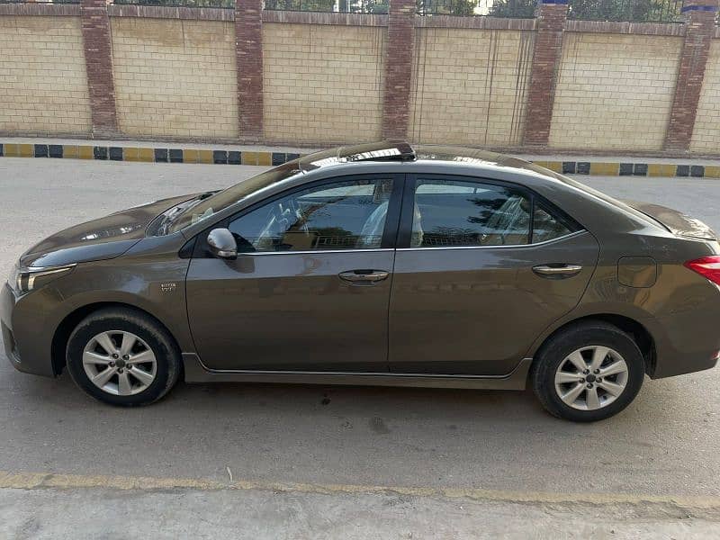 Toyota Altis Grande 2015 7