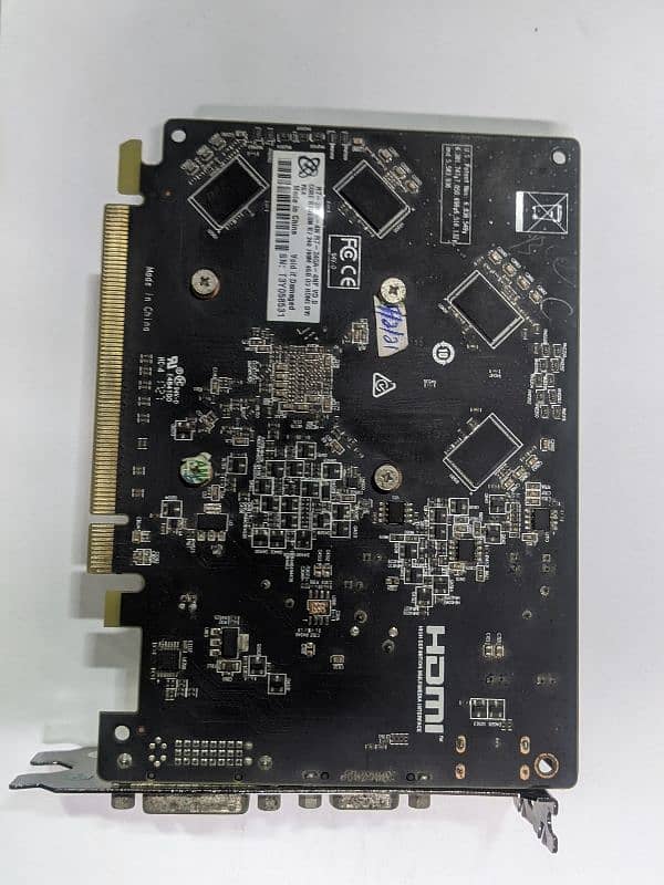 Radeon R7 240 1