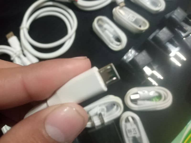 chargers adaptor data cable and keychains 3