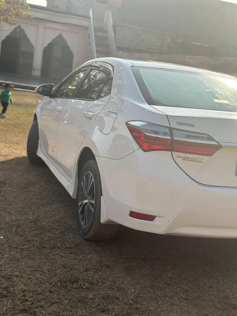 Toyota Corolla Altis 2018 5