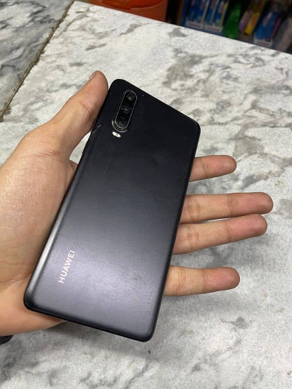 Huawei P30 official 7