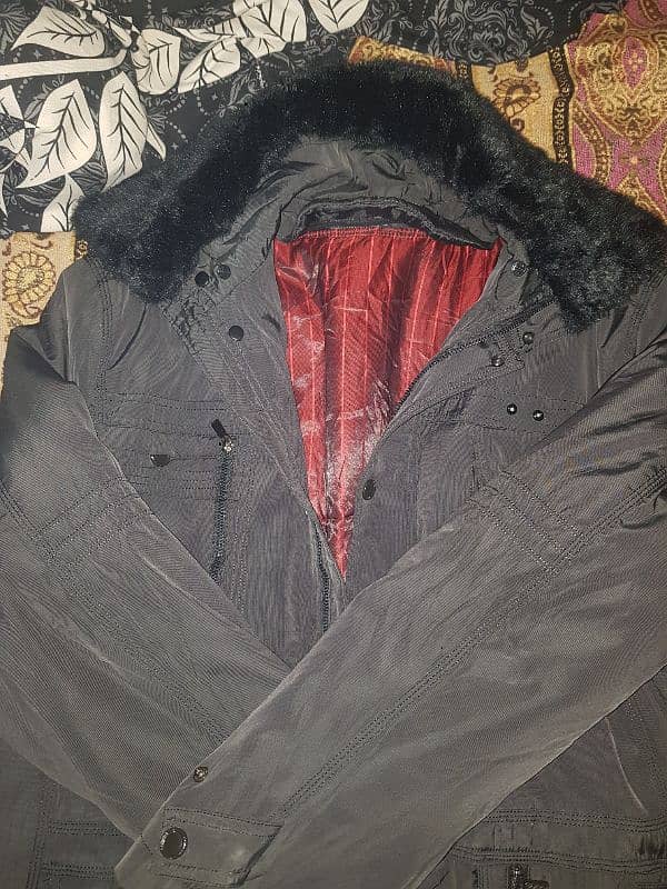 branded new heavy jacket XL size 5