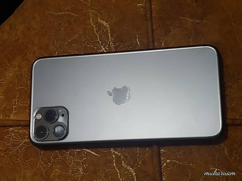 Apple iPhone 11 Pro Max 64 gb non pta water pack 9