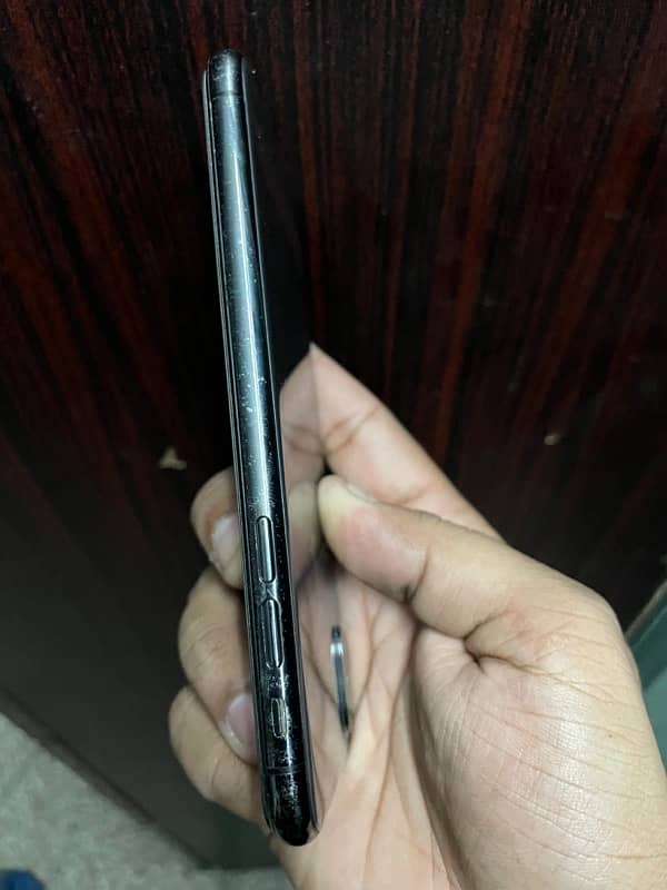 Iphone X 64gb pta approved 4