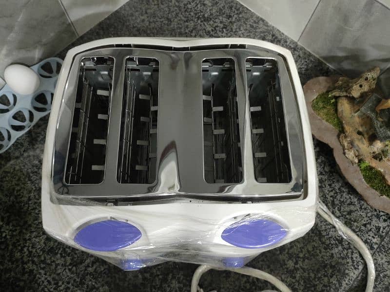 4 part slice toaster 2