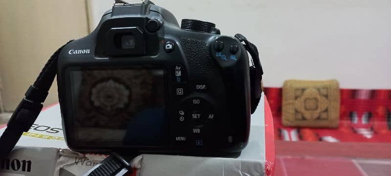 Canon 1200D 3