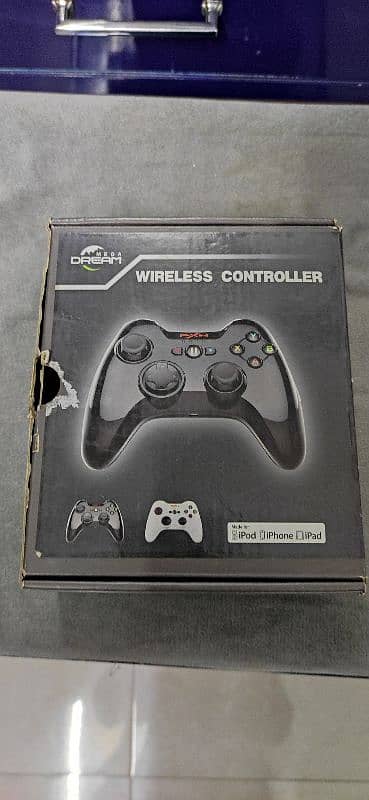 Wireless Gaming Controller 0