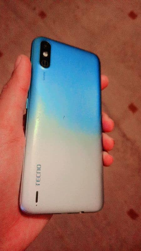 Tecno Spark Go 2