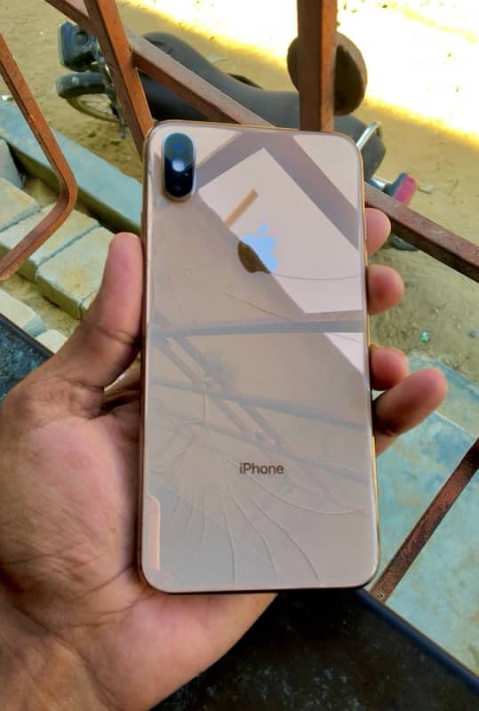 iphone xs max (PTA approved 64GB water pack ) 3