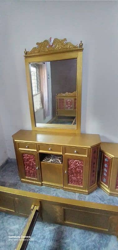 wood ka bht acha dressing table 3