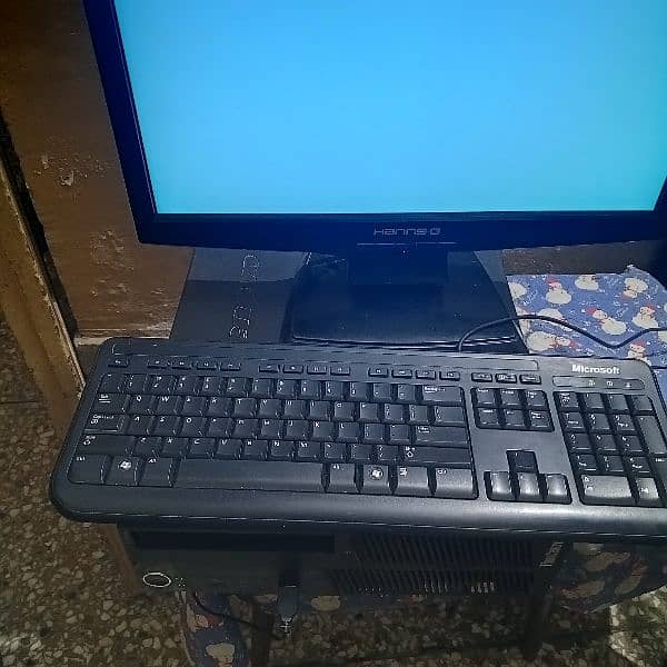 Full setup Lenovo i5 3rd generation PC + Monitor lcd 14