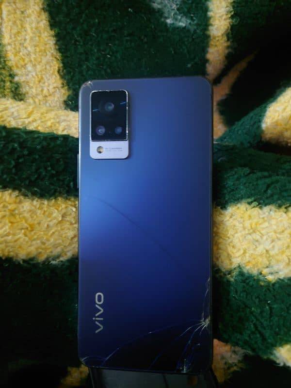 Vivo v21 8 128 1