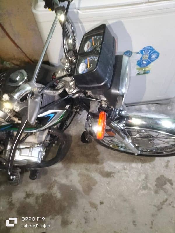 125 Honda sale urgent 7