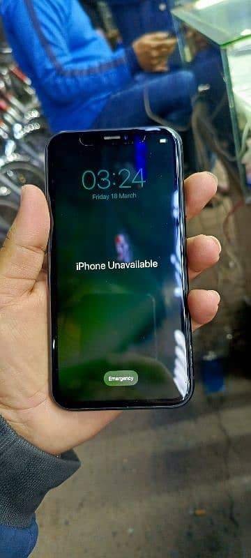 iphone xr icloud locked 0