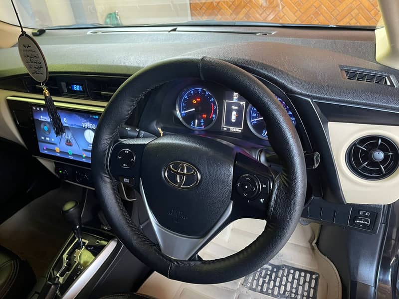 Toyota Corolla Altis 2018 4